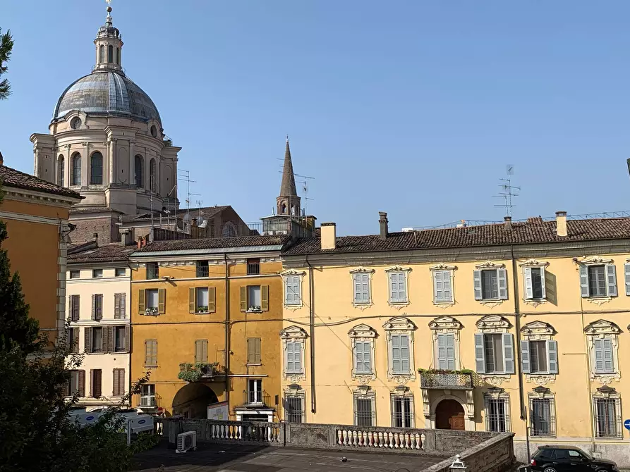 Immagine 29 di Appartamento in vendita  a Mantova