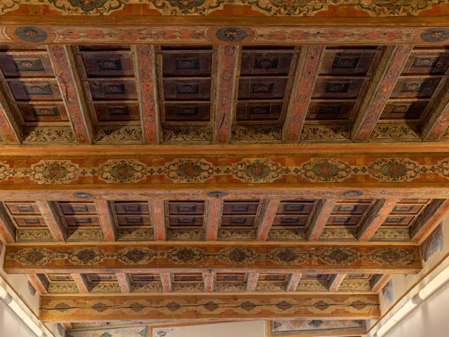 Immagine 11 di Appartamento in vendita  a Mantova