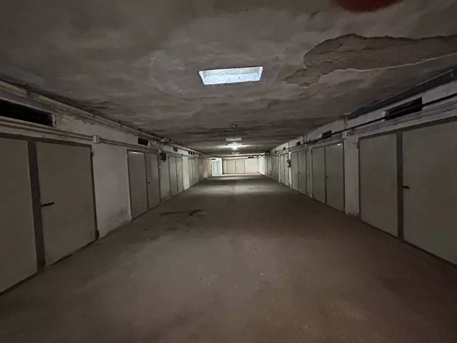 Immagine 14 di Appartamento in vendita  a Mantova