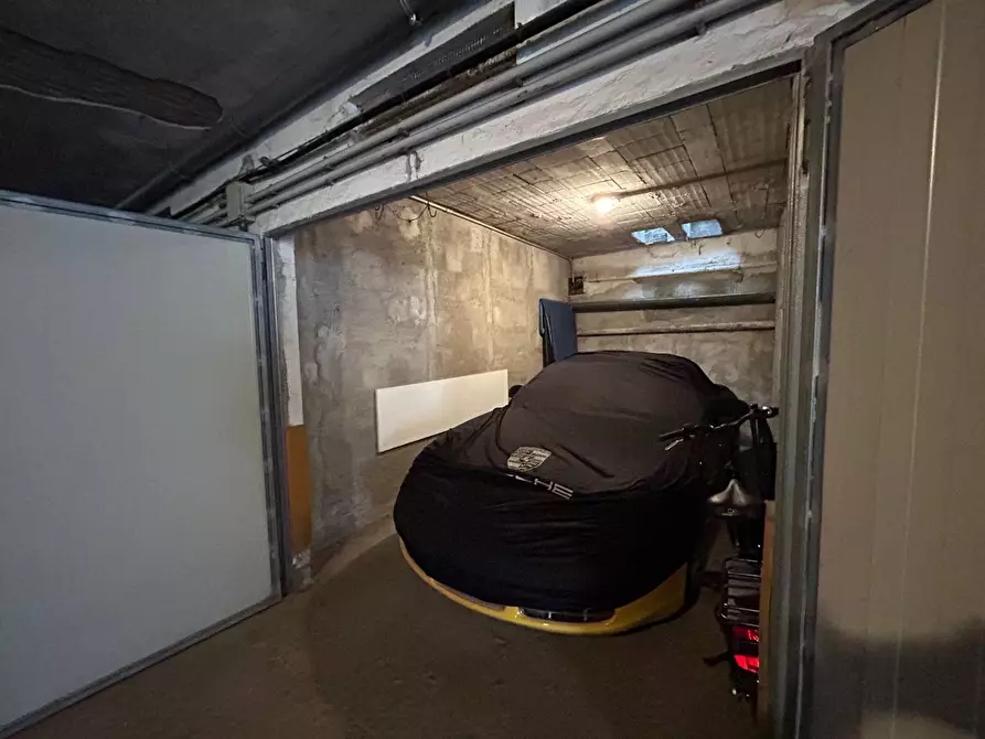 Immagine 15 di Appartamento in vendita  a Mantova