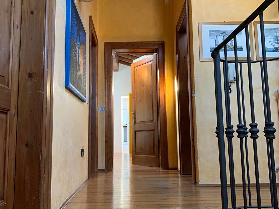 Immagine 27 di Casa indipendente in vendita  a Mantova