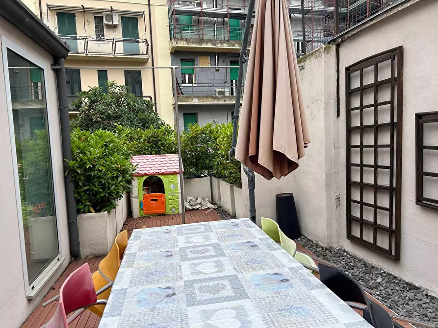 Immagine 13 di Appartamento in vendita  a Mantova