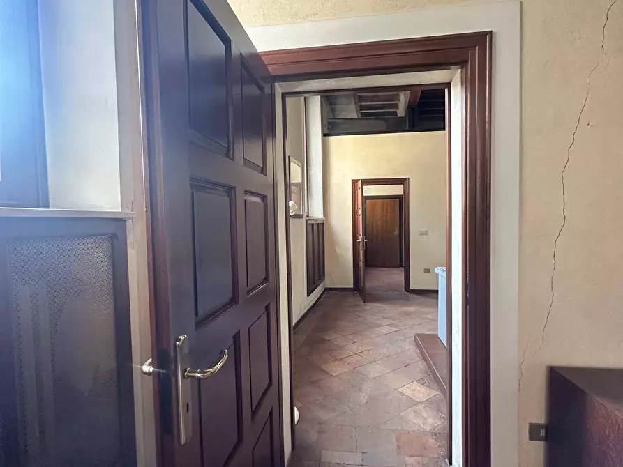 Immagine 7 di Appartamento in vendita  a Mantova