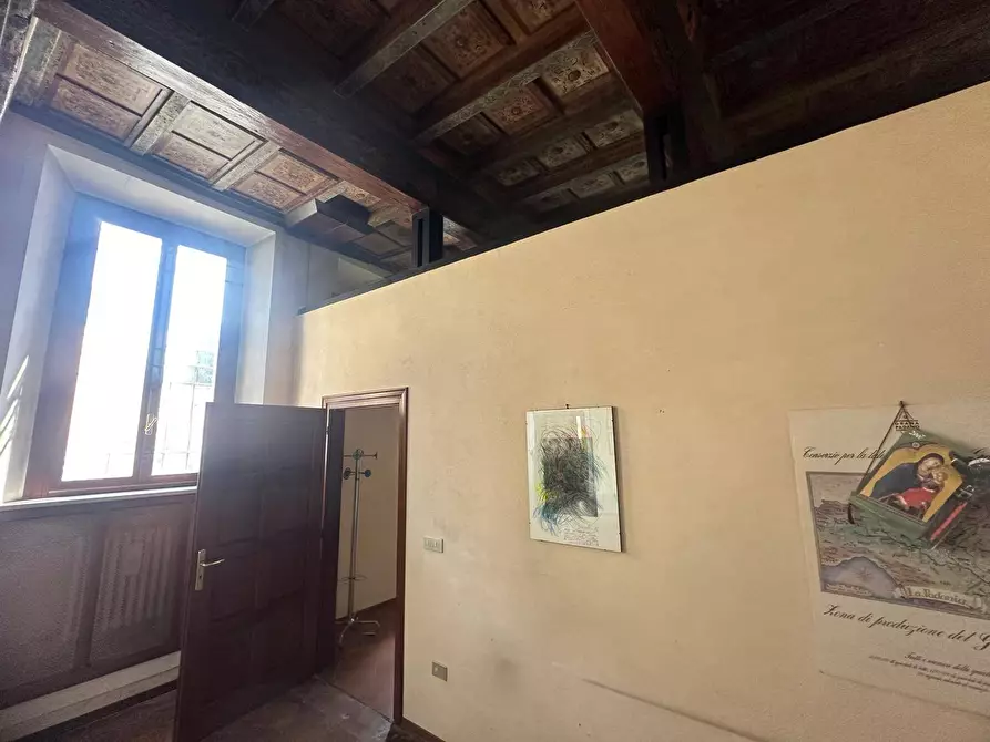 Immagine 11 di Appartamento in vendita  a Mantova