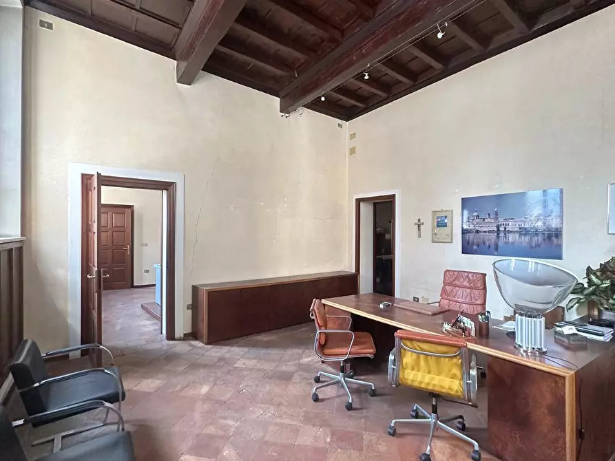 Immagine 12 di Appartamento in vendita  a Mantova