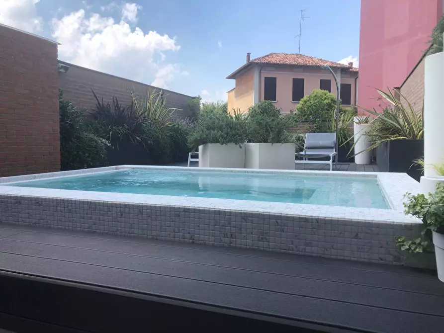 Immagine 28 di Villa in vendita  a Mantova