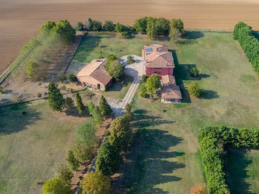 Immagine 6 di Villa in vendita  a Curtatone