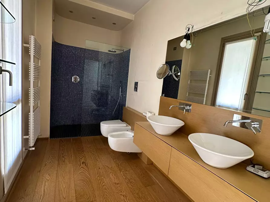 Immagine 23 di Casa indipendente in vendita  a Mantova