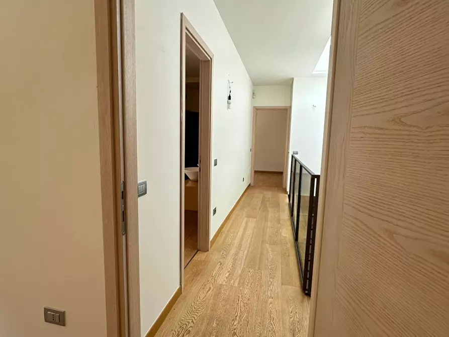 Immagine 25 di Casa indipendente in vendita  a Mantova