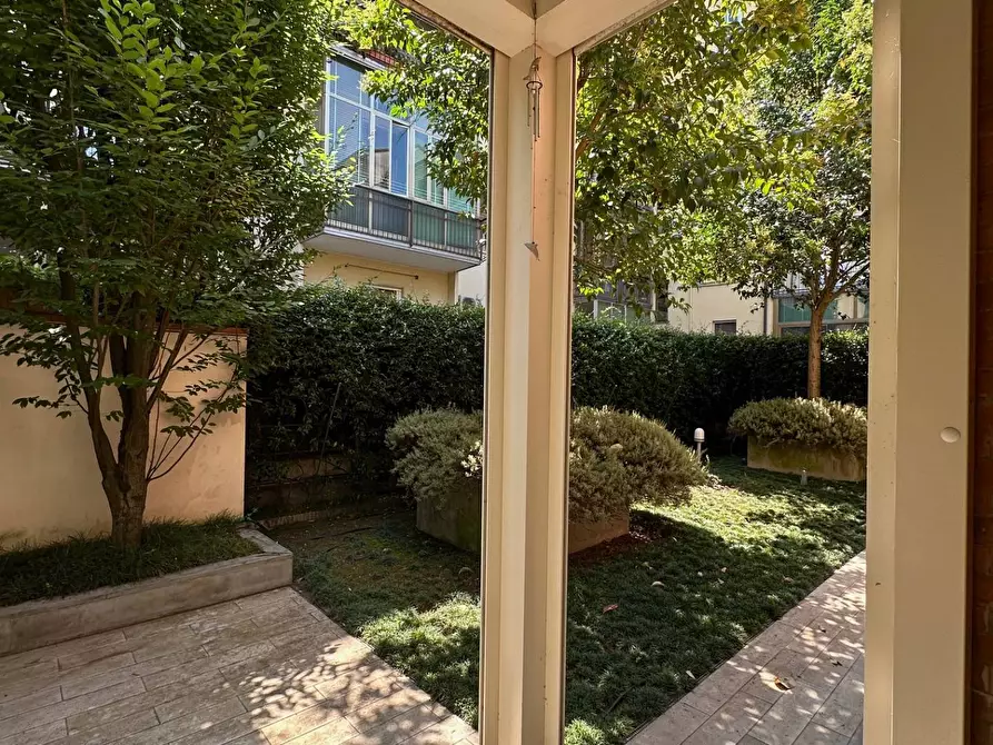 Immagine 7 di Casa indipendente in vendita  a Mantova