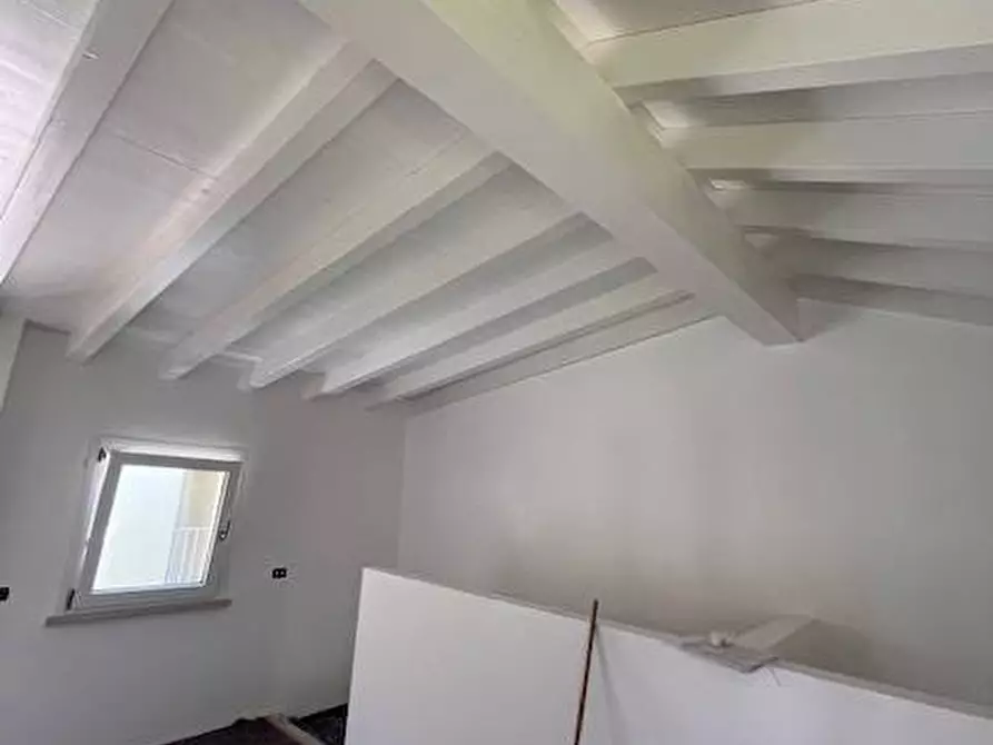 Immagine 12 di Appartamento in vendita  a Mantova