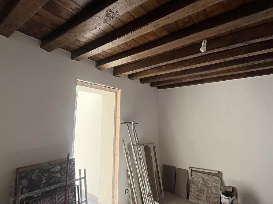 Immagine 8 di Appartamento in vendita  a Mantova