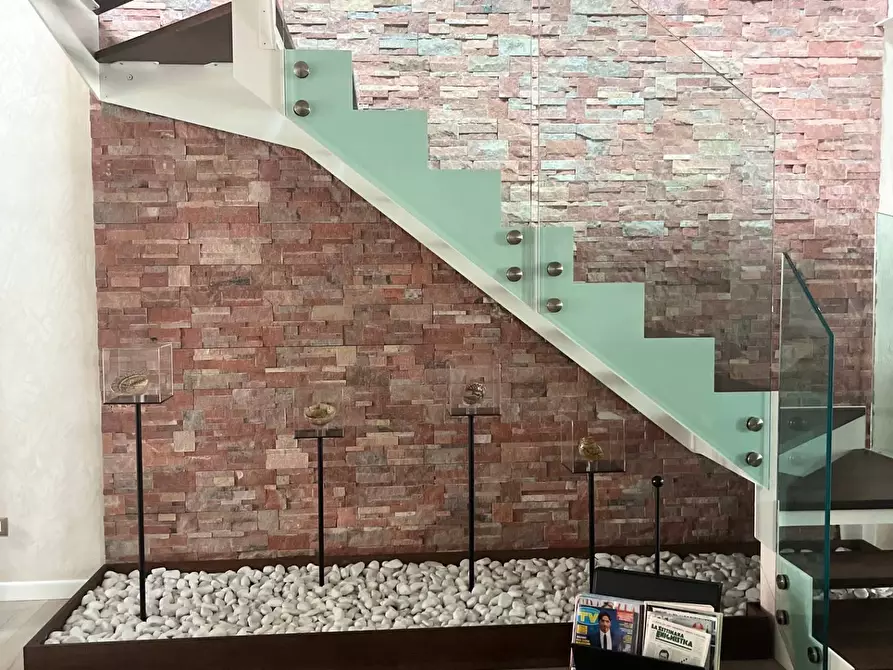 Immagine 8 di Appartamento in vendita  a Mantova