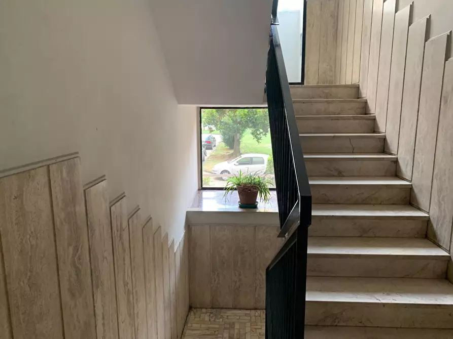 Immagine 3 di Appartamento in vendita  a Mantova