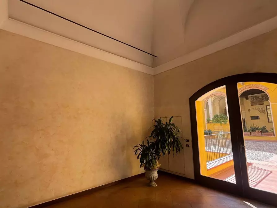 Immagine 24 di Appartamento in vendita  a Mantova
