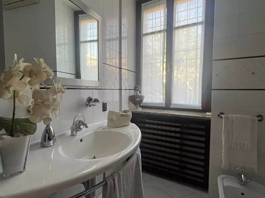 Immagine 14 di Appartamento in vendita  a Mantova