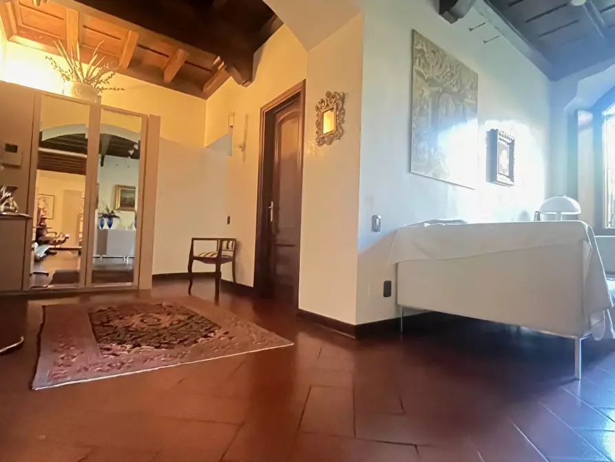 Immagine 8 di Appartamento in vendita  a Mantova