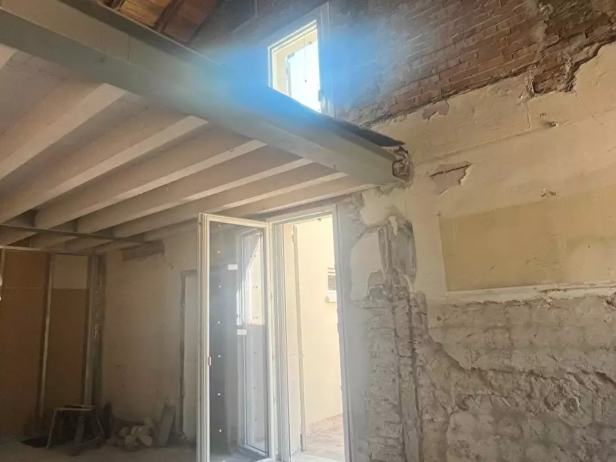 Immagine 21 di Appartamento in vendita  a Mantova