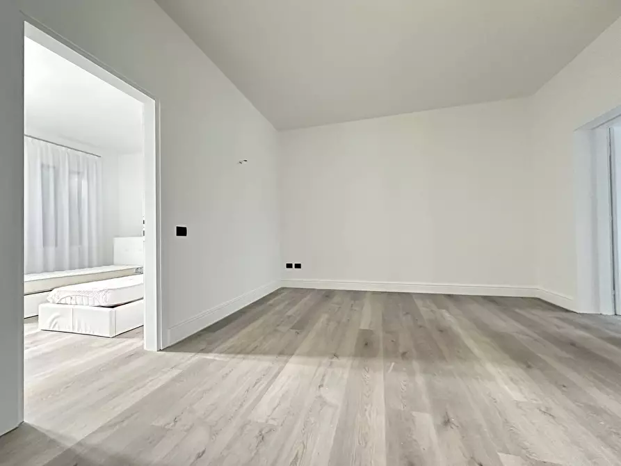 Immagine 26 di Casa indipendente in vendita  a Mantova