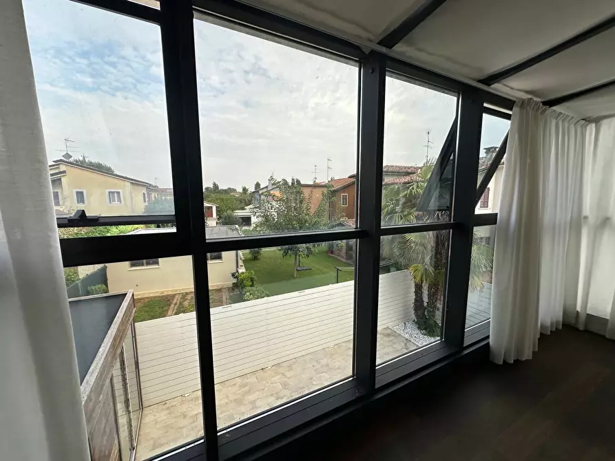 Immagine 30 di Casa indipendente in vendita  a Mantova