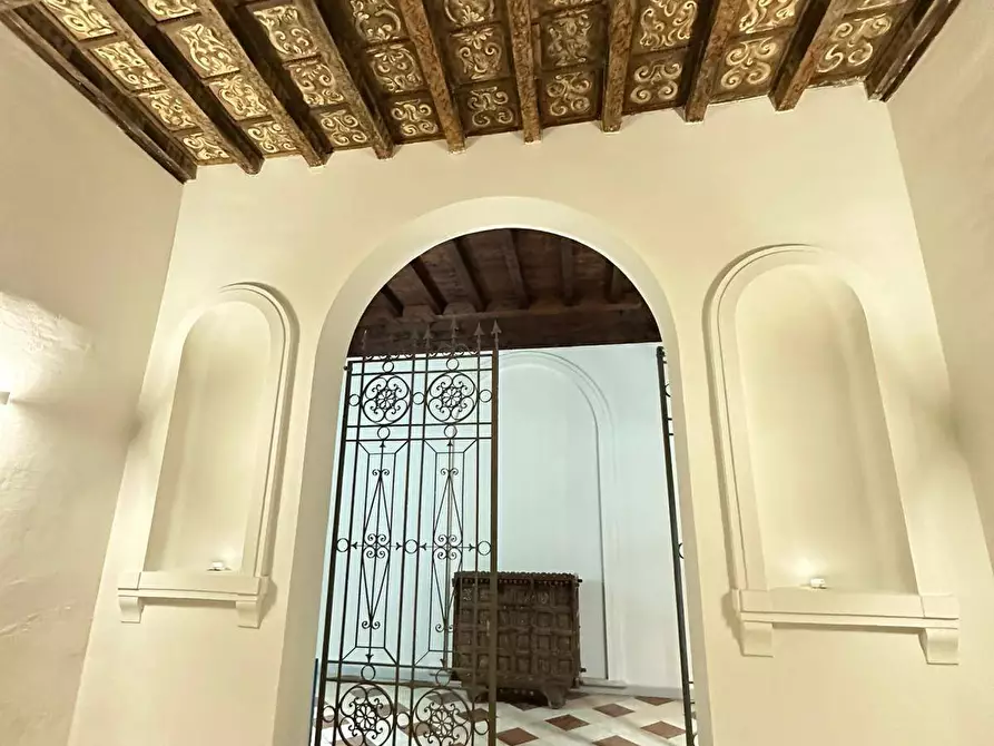 Immagine 3 di Appartamento in vendita  a Mantova