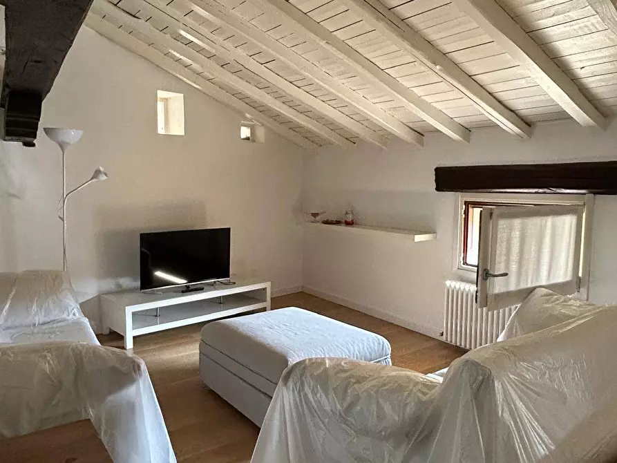 Immagine 6 di Appartamento in vendita  a Mantova