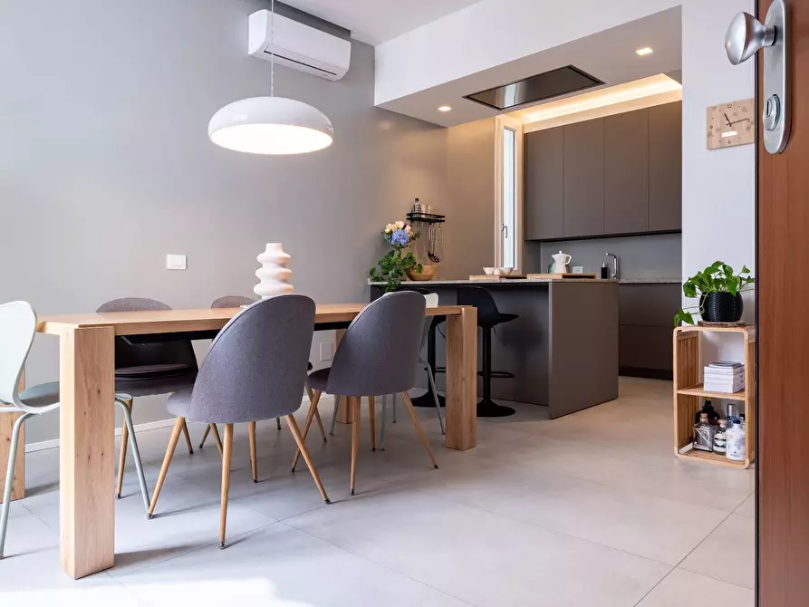 Immagine 4 di Appartamento in vendita  a Mantova