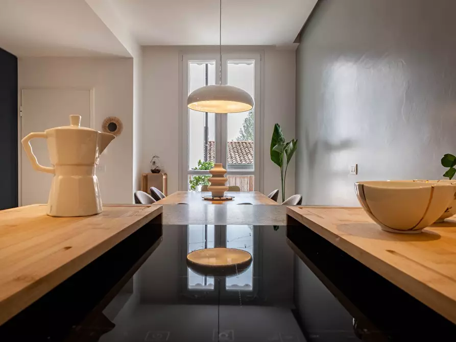 Immagine 3 di Appartamento in vendita  a Mantova