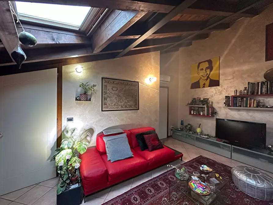 Immagine 21 di Appartamento in vendita  a Mantova