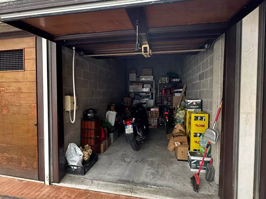 Immagine 25 di Appartamento in vendita  a Mantova