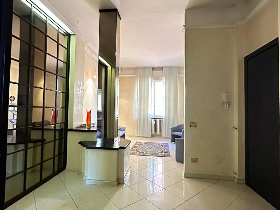 Immagine 3 di Appartamento in vendita  a Mantova