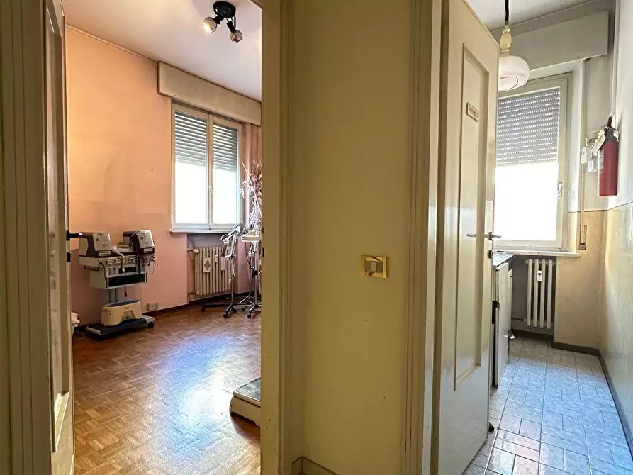 Immagine 10 di Appartamento in vendita  a Mantova