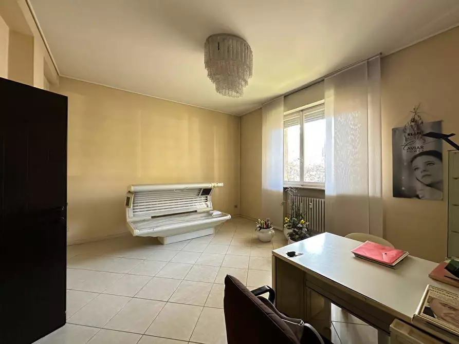 Immagine 14 di Appartamento in vendita  a Mantova