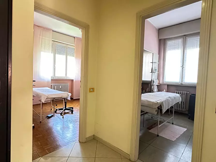 Immagine 16 di Appartamento in vendita  a Mantova