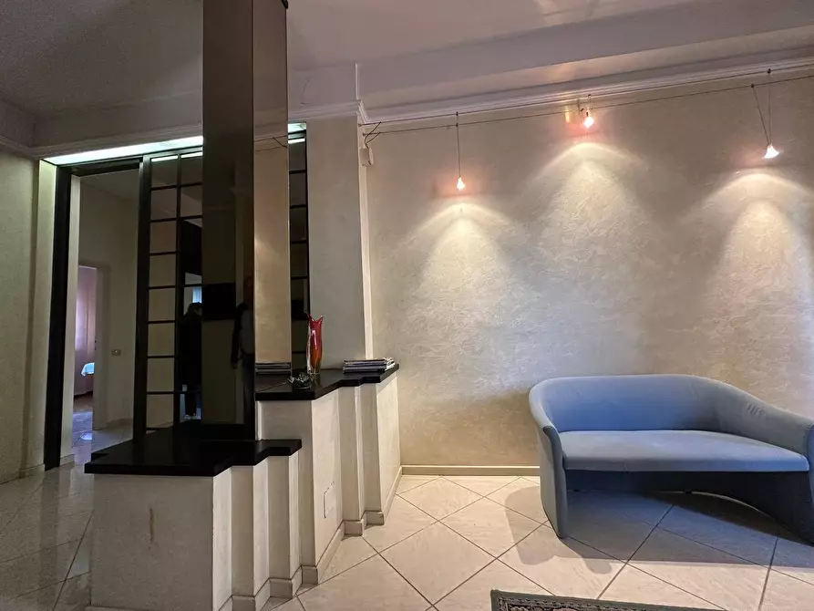 Immagine 5 di Appartamento in vendita  a Mantova