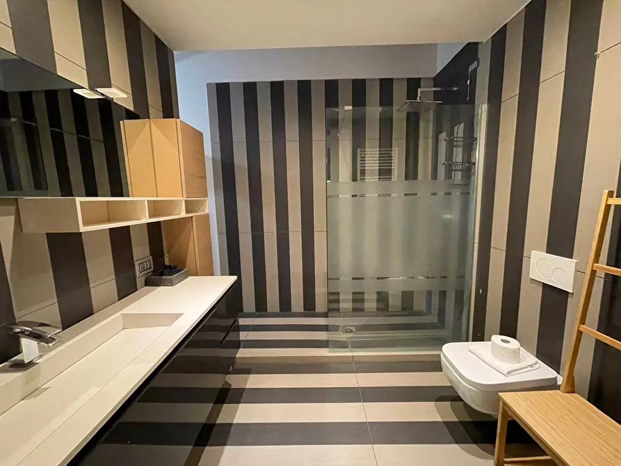 Immagine 12 di Appartamento in vendita  a Mantova