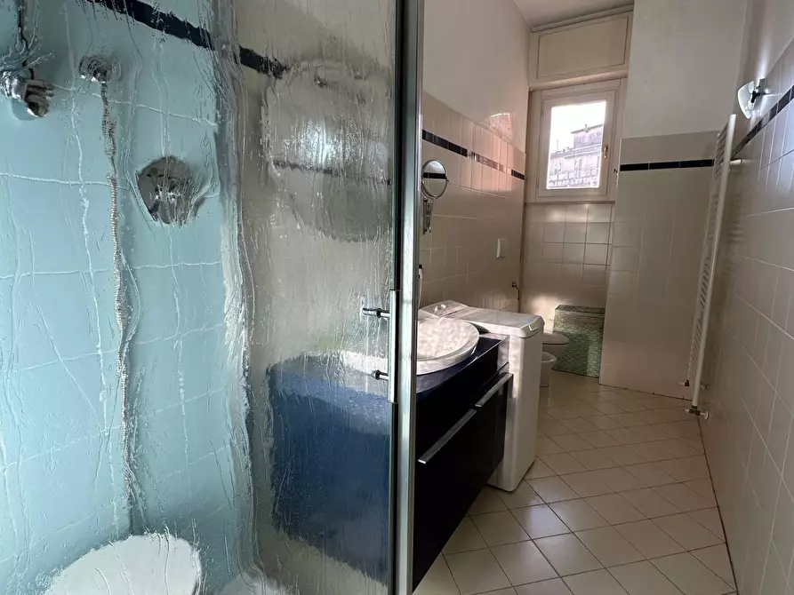 Immagine 11 di Appartamento in vendita  a Mantova