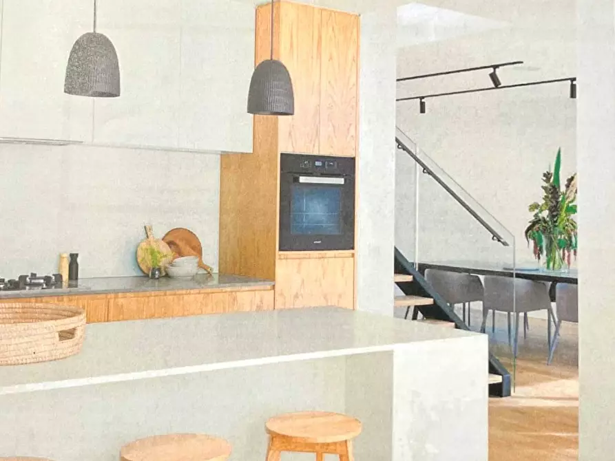 Immagine 2 di Attico in vendita  a Mantova