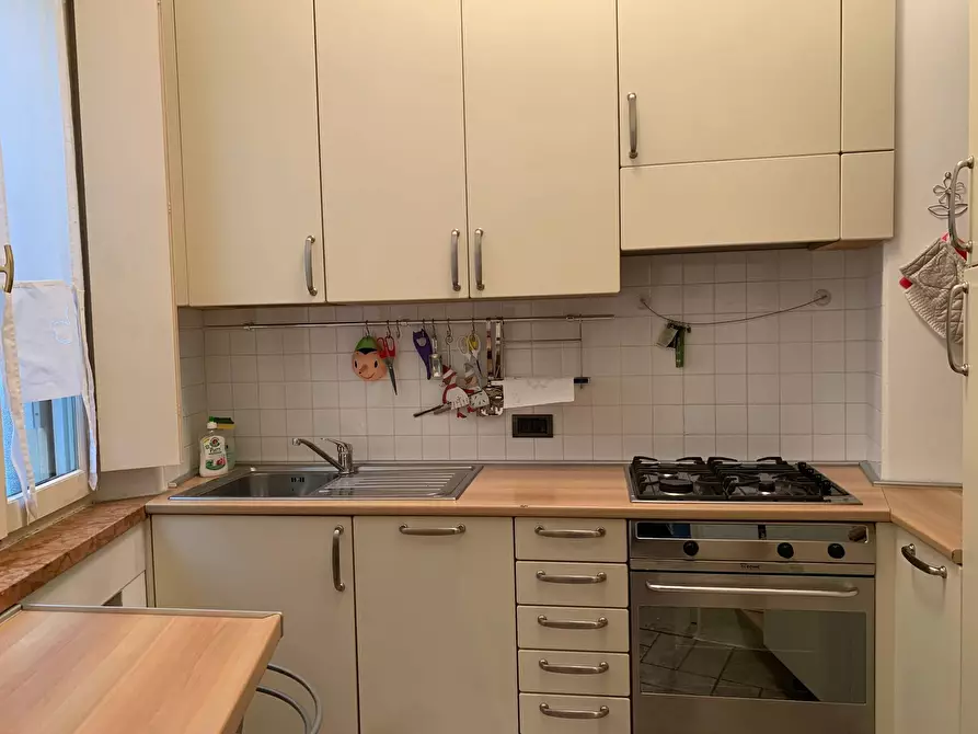 Immagine 5 di Appartamento in vendita  a Mantova