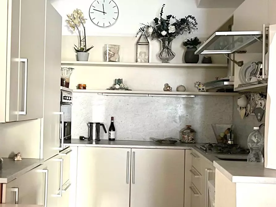 Immagine 6 di Appartamento in vendita  a Mantova