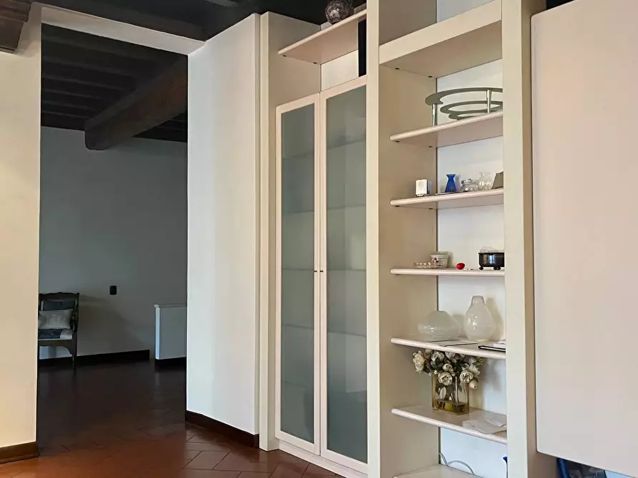 Immagine 9 di Appartamento in vendita  a Mantova