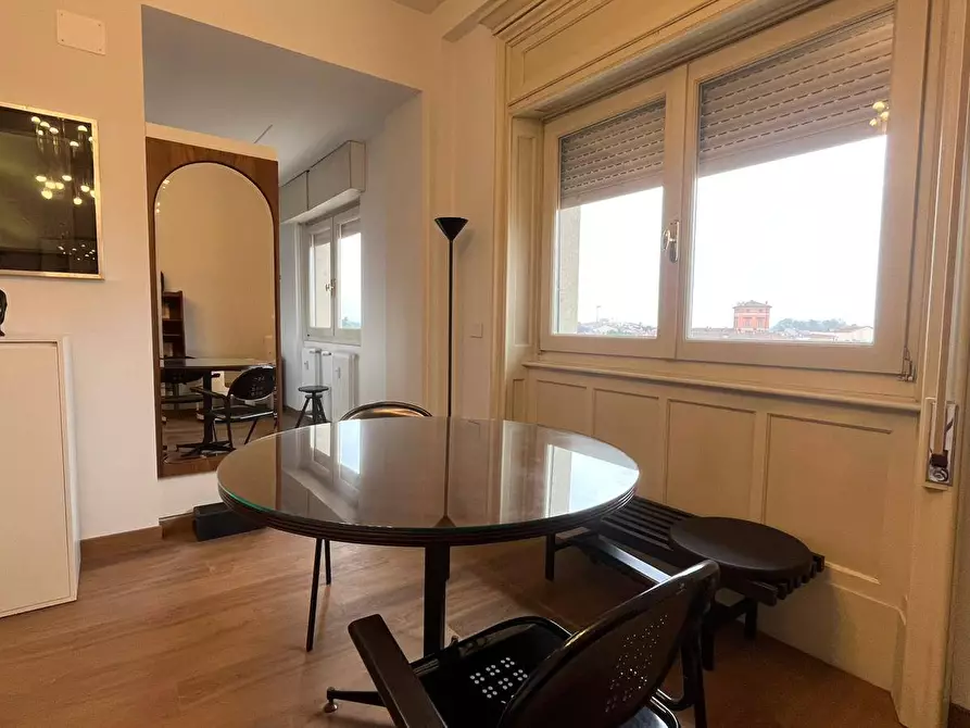 Immagine 2 di Appartamento in affitto  a Mantova