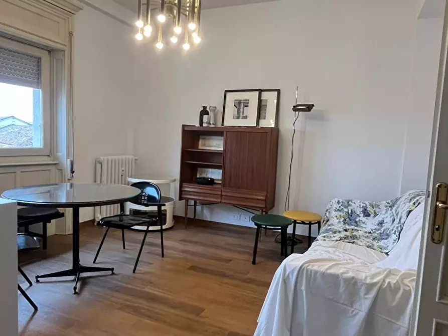 Immagine 6 di Appartamento in affitto  a Mantova