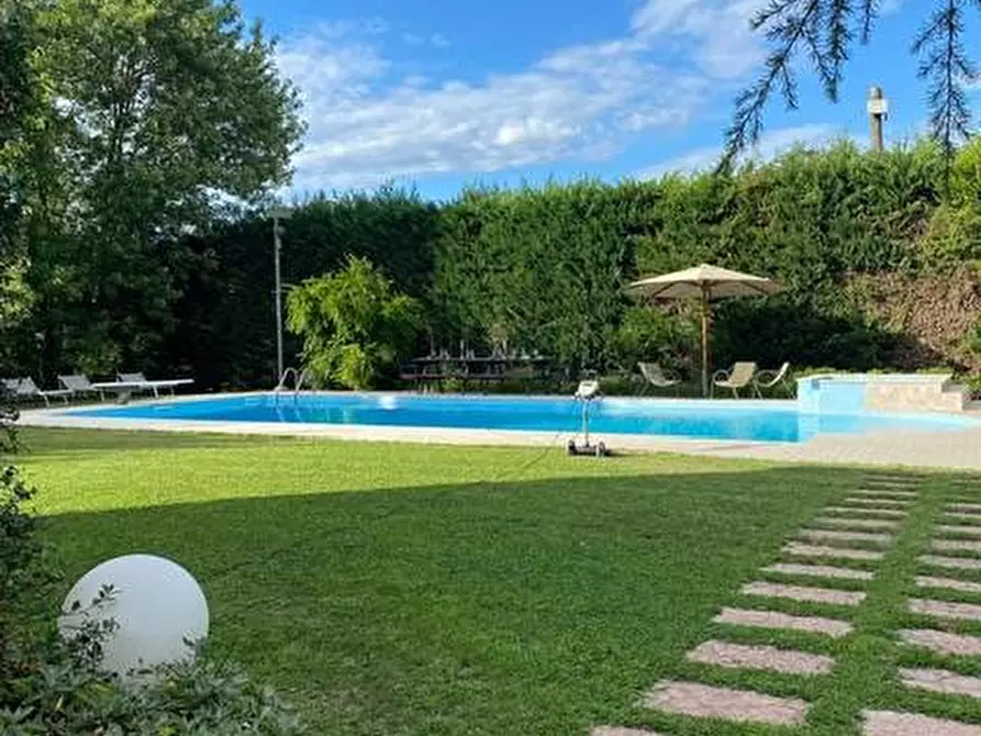 Immagine 12 di Villa in vendita  a Borgo Virgilio