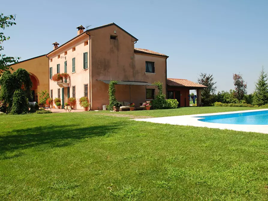 Immagine 20 di Villa in vendita  a Borgo Virgilio