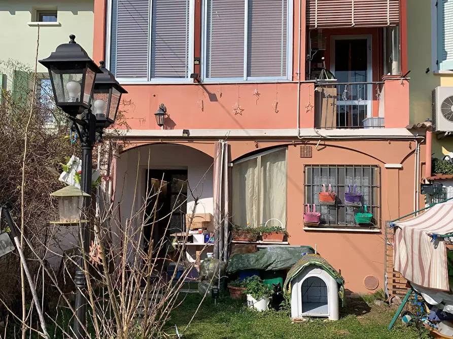 Immagine 20 di Casa indipendente in vendita  a Mantova