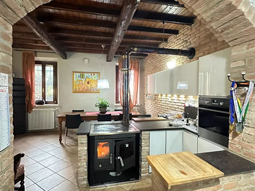 Immagine 27 di Villa in vendita  a Borgo Virgilio