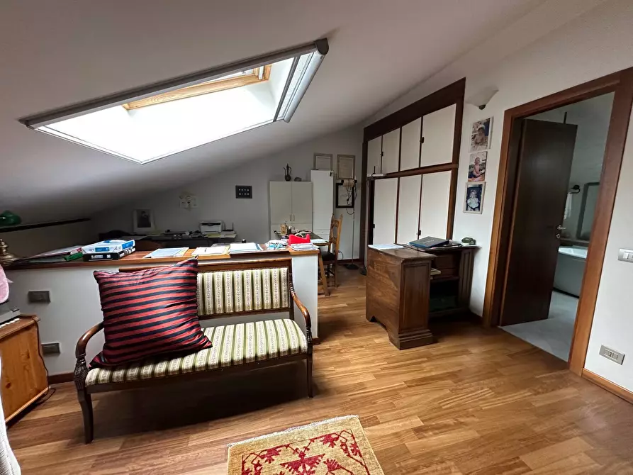 Immagine 19 di Appartamento in vendita  a Mantova