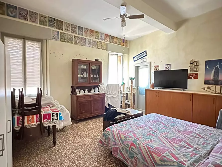 Immagine 23 di Appartamento in vendita  a Mantova