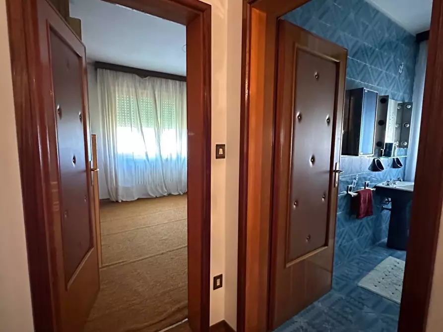 Immagine 21 di Villa in vendita  a Marmirolo